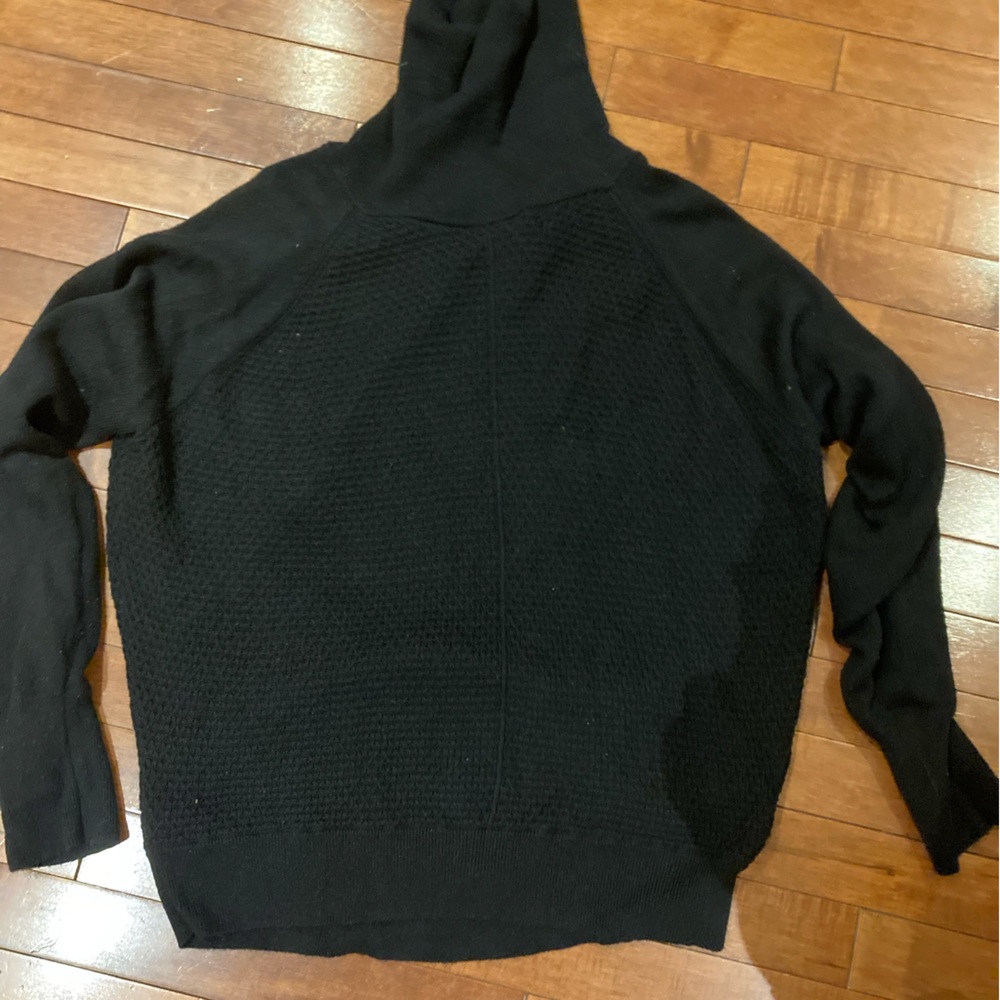 Gap Black Wool sweater Size M